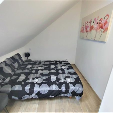 Appartement T3 "Yuca" Hyper Centre D'Ernee ภายนอก รูปภาพ