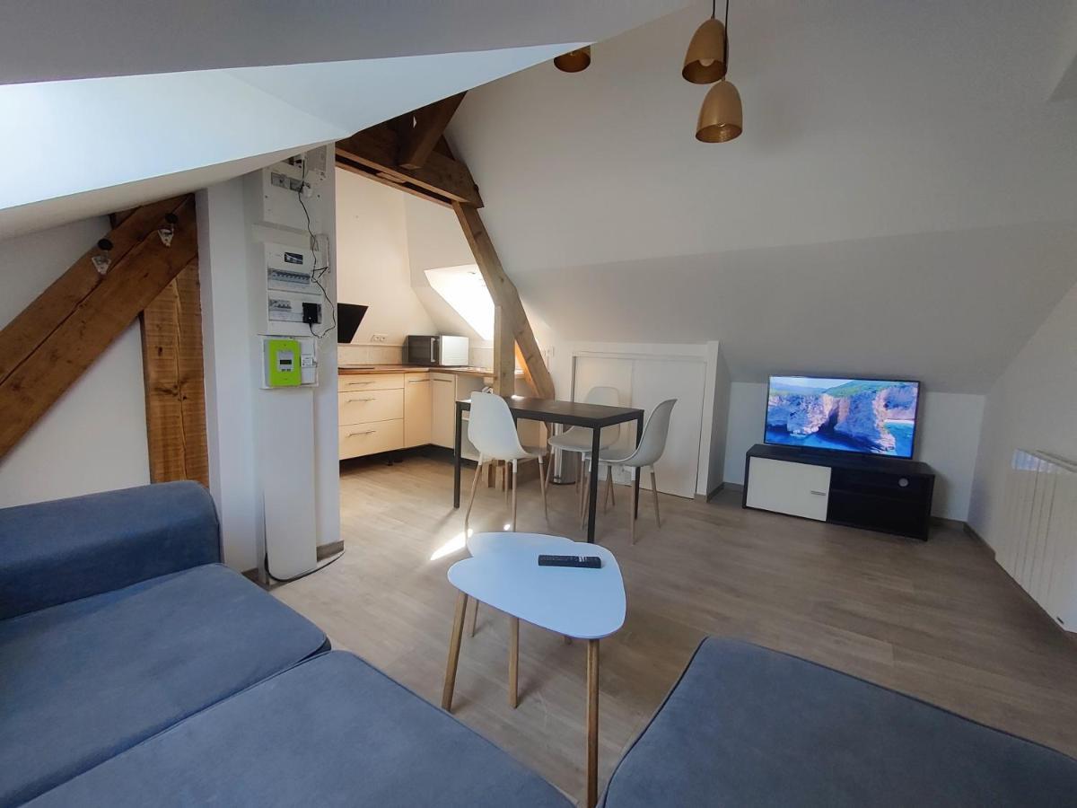 Appartement T3 "Yuca" Hyper Centre D'Ernee ภายนอก รูปภาพ