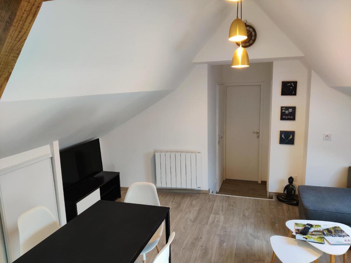Appartement T3 "Yuca" Hyper Centre D'Ernee ภายนอก รูปภาพ