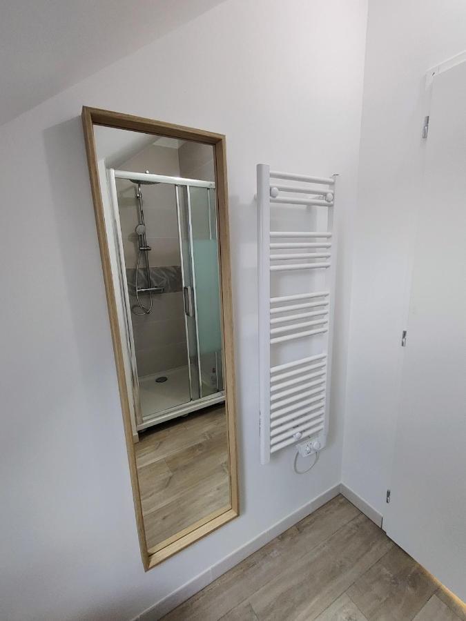 Appartement T3 "Yuca" Hyper Centre D'Ernee ภายนอก รูปภาพ